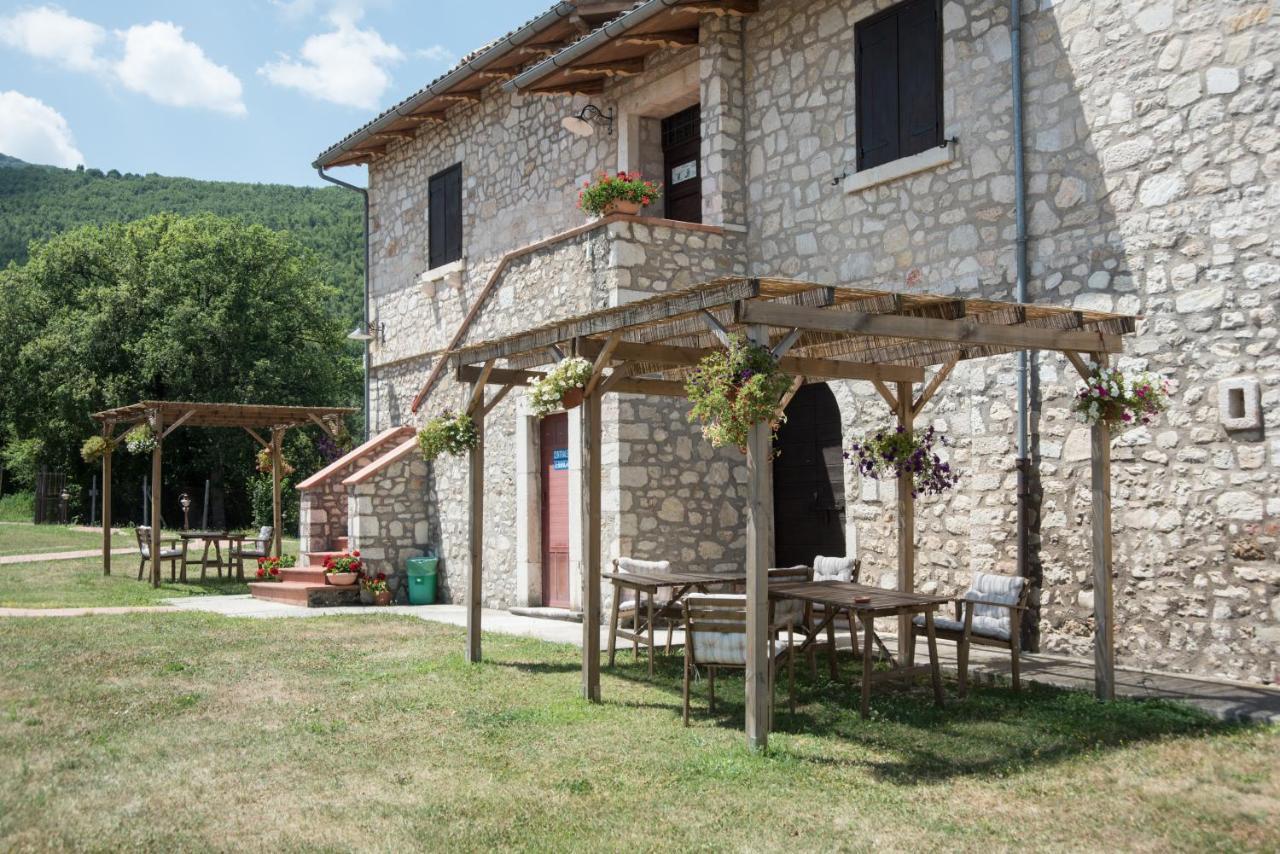 Agriturismo La Commenda-Adults Only Cascia Eksteriør bilde