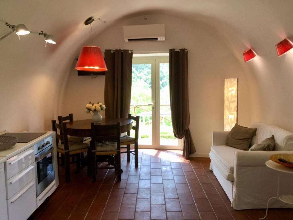 Agriturismo La Commenda-Adults Only Cascia Eksteriør bilde