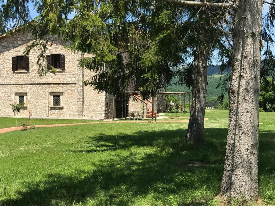 Agriturismo La Commenda-Adults Only Cascia Eksteriør bilde