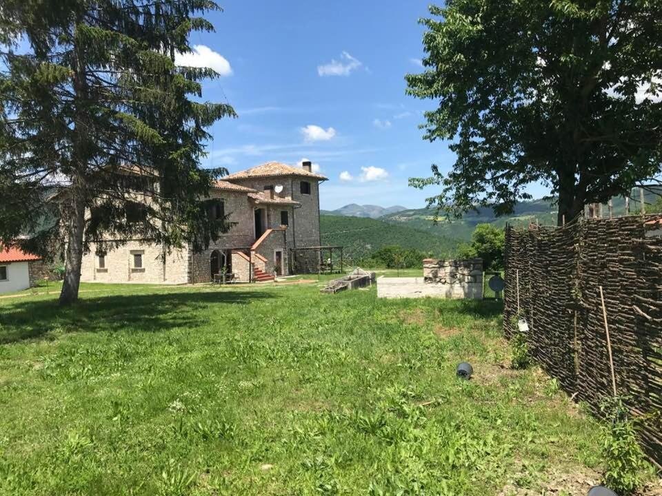 Agriturismo La Commenda-Adults Only Cascia Eksteriør bilde